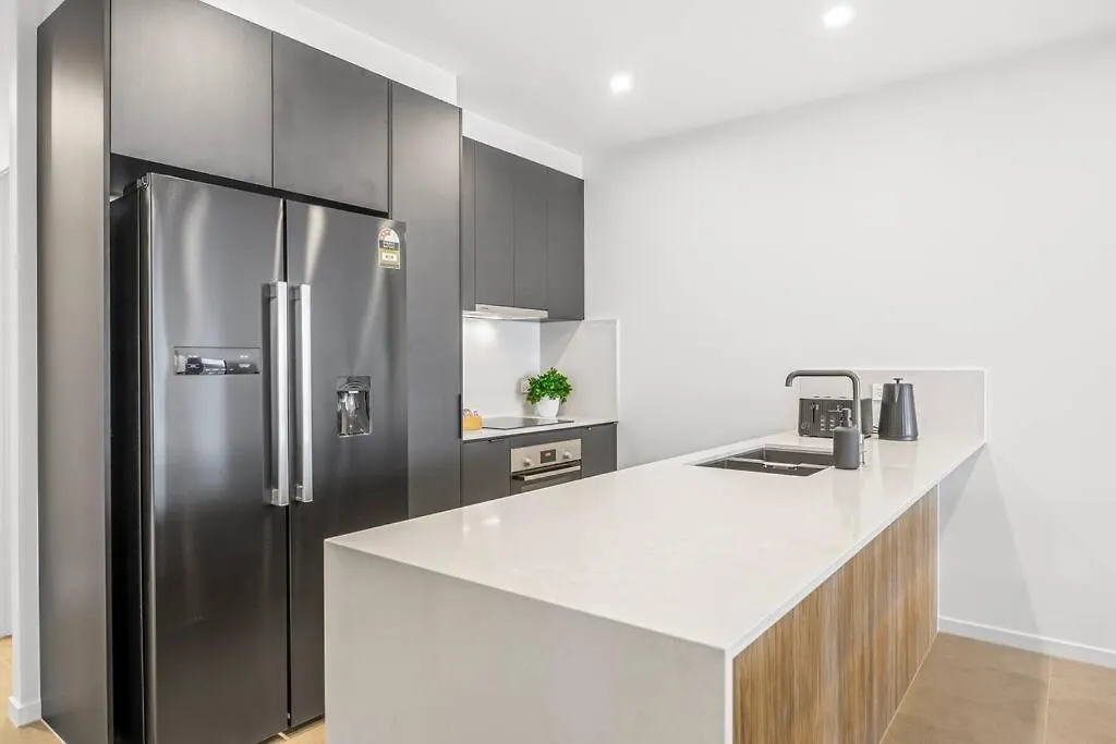 Family Retreat - Free Secure Car Park, Garden City Westfield Shopping, Restaurants Brisbane 0*,  Australia