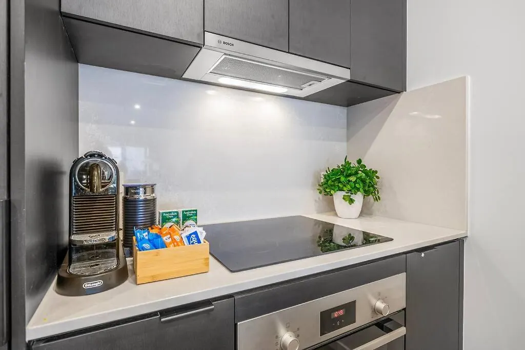 Family Retreat - Free Secure Car Park, Garden City Westfield Shopping, Restaurants Brisbane