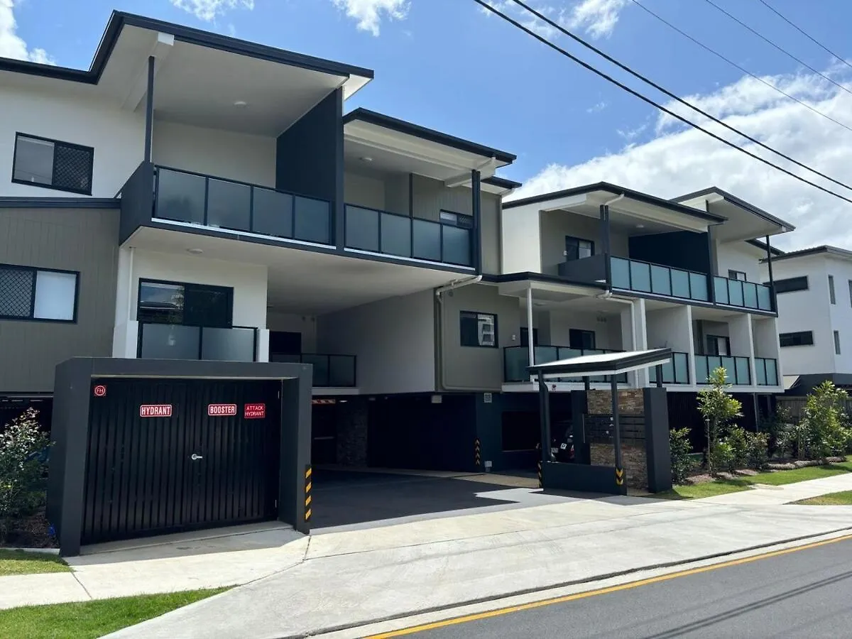 Apartment Family Retreat - Free Secure Car Park, Garden City Westfield Shopping, Restaurants Brisbane
